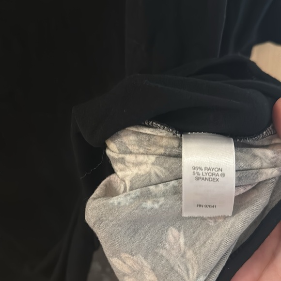 J. Jill Wearever Collection Women’s Floral Tunic Top Black Pink Size XL Tall - Picture 7 of 10